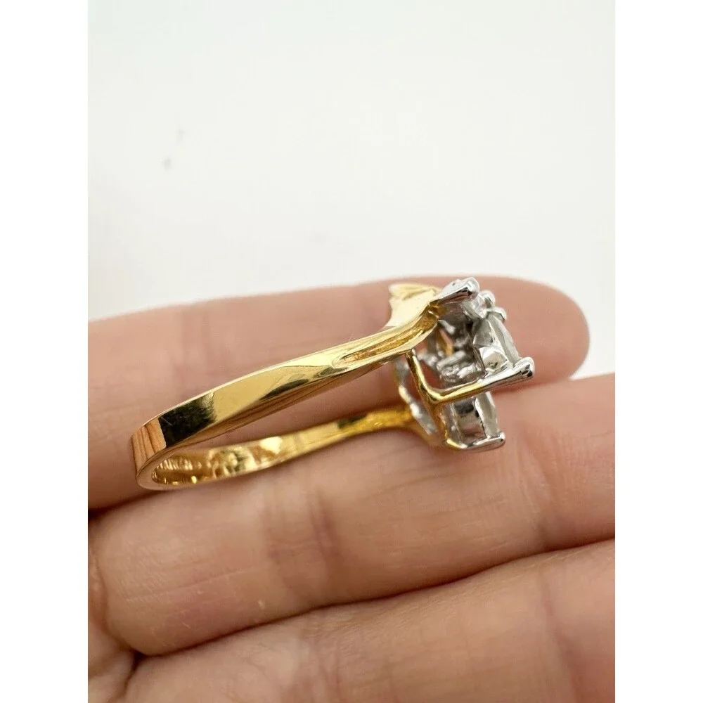 Vintage Signed 925 Sterling Silver Gold Plated Cubic Zirconia Ring Size 9